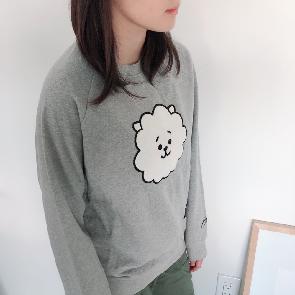 BT21 RJ SWEATER